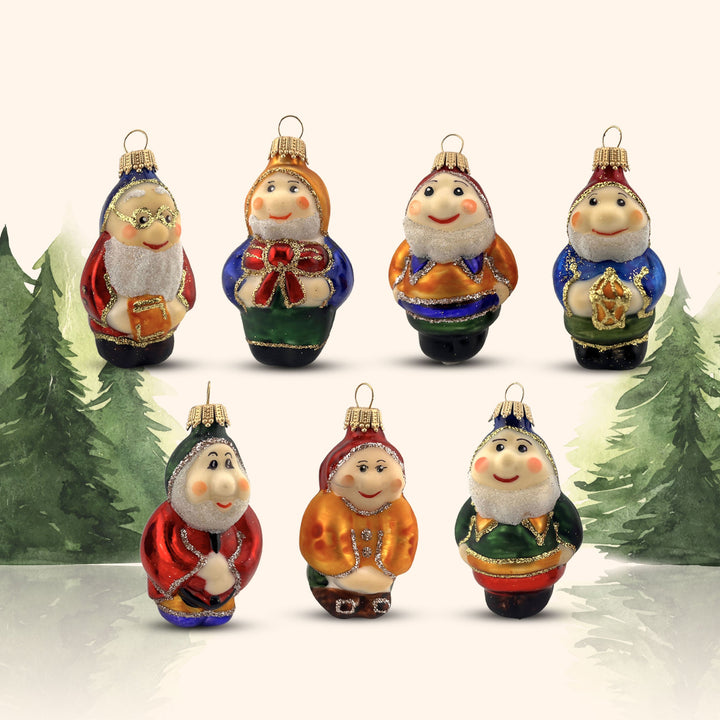 Snow White and the 7 Dwarfs - Glass Xmas Ornament - Handmade - Handcrafted